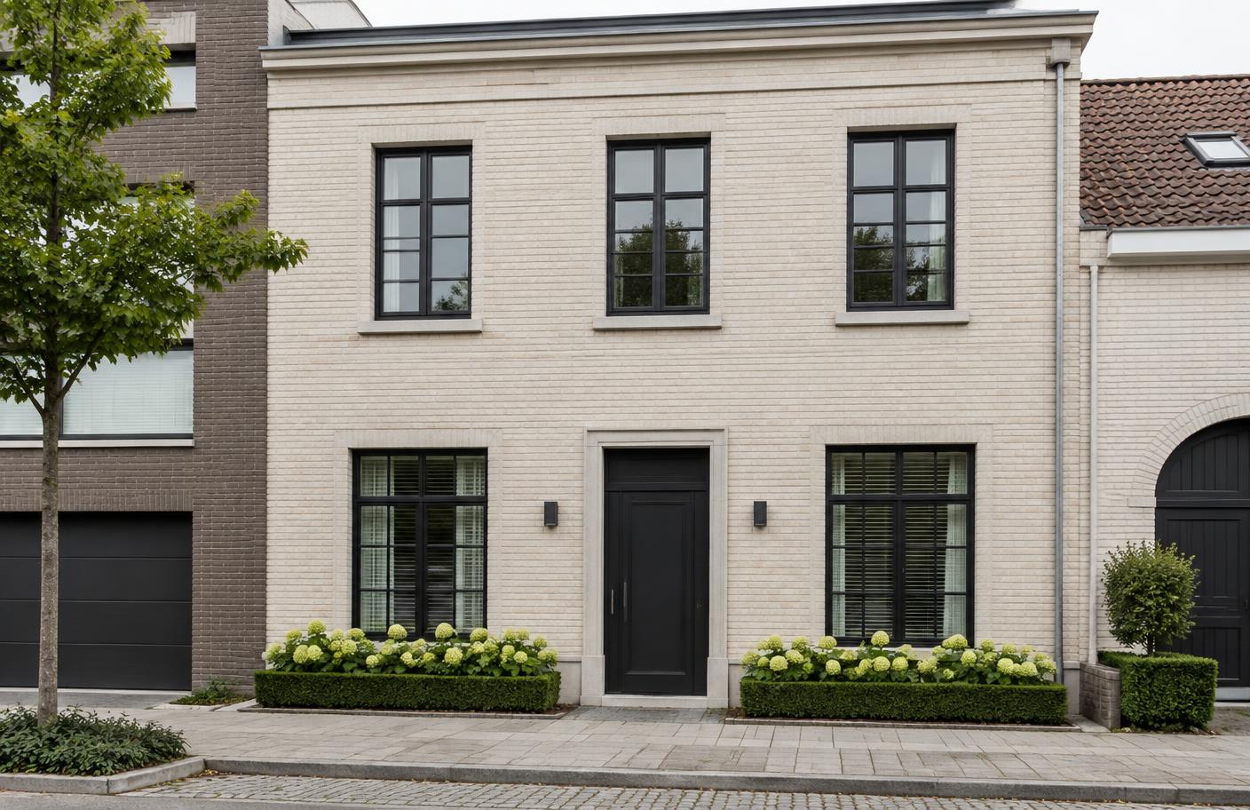 Gevelreiniging Fris gereinigde lichte bakstenen gevel